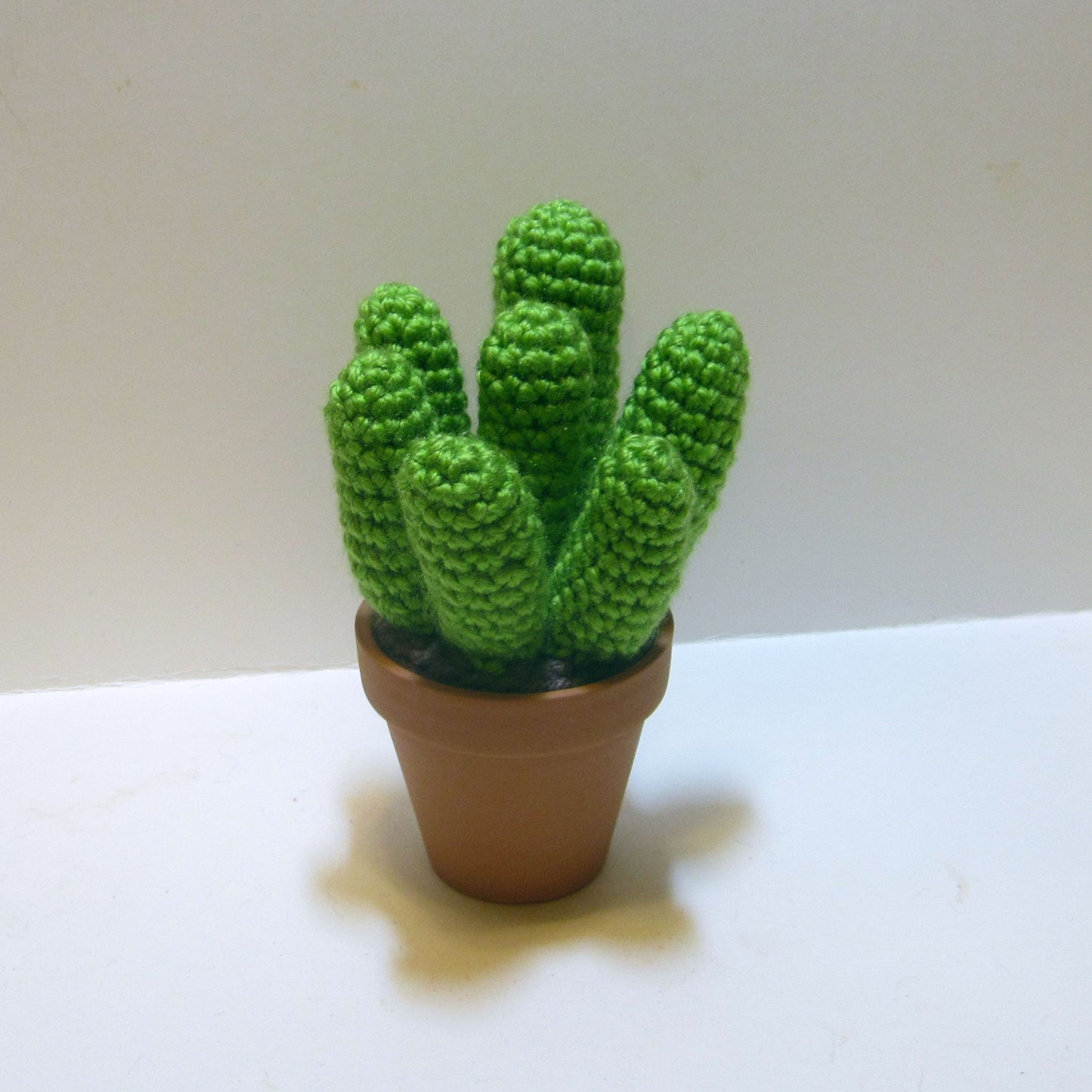 amigurumi cactus in a pot