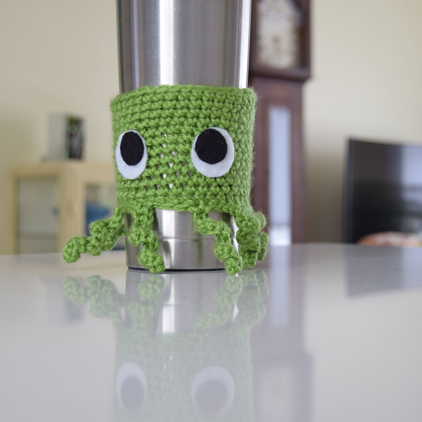 Green Octopus Mug Cozy