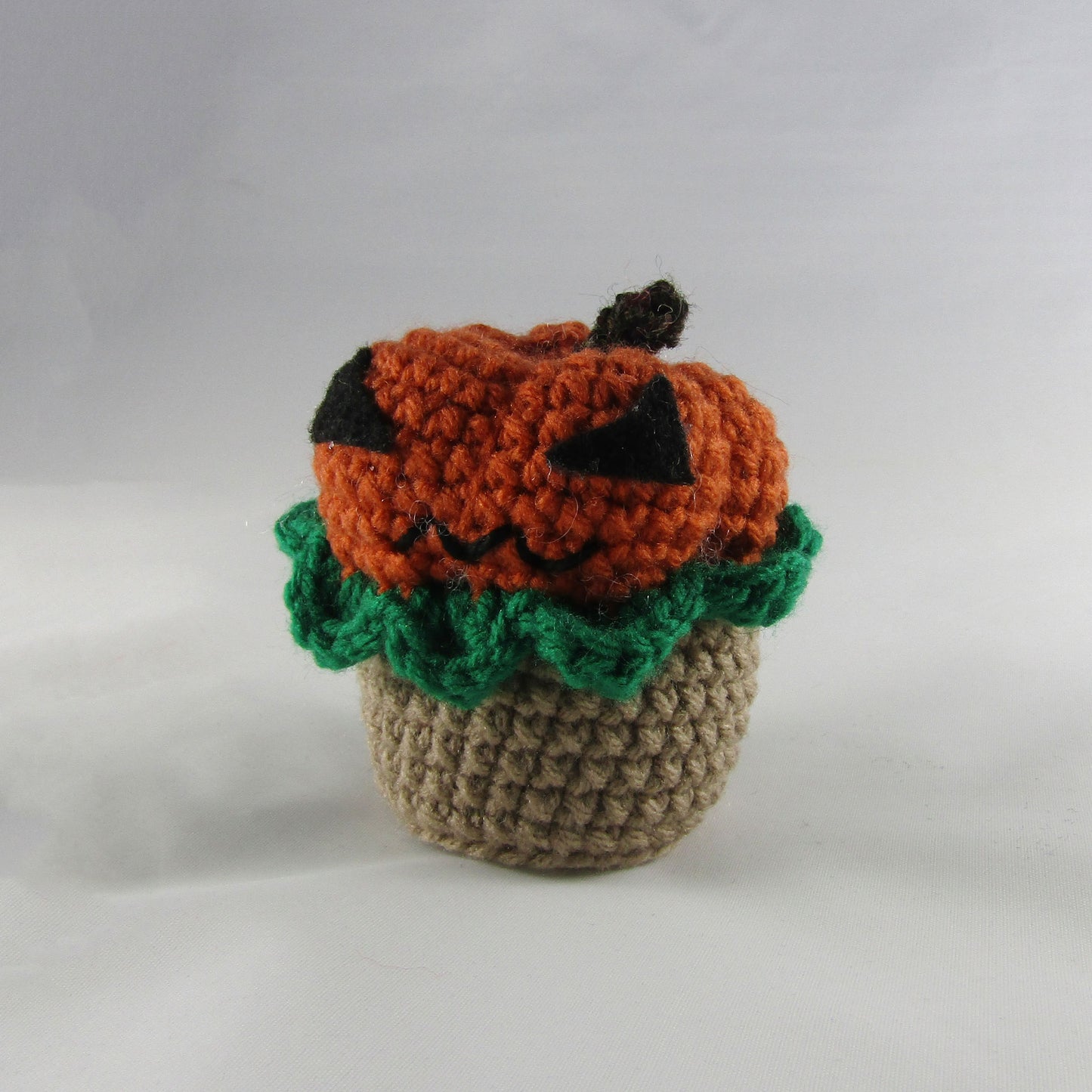 Jack-o'-lantern Crochet Cupcake