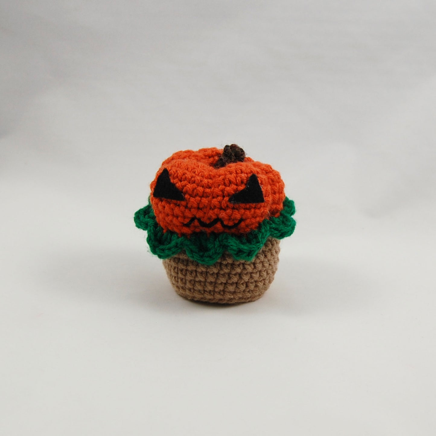 Jack-o'-lantern Crochet Cupcake