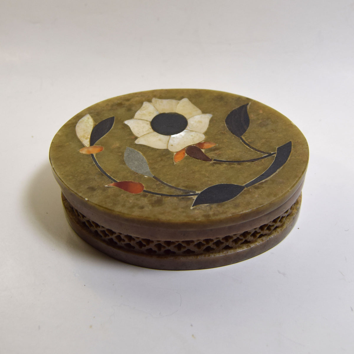 Oval Shaped Stone Box – MadebyJody666