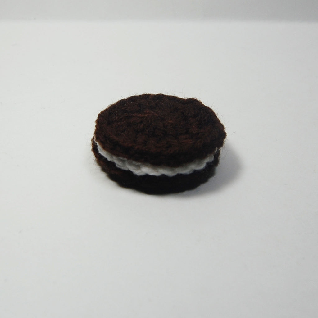 Crochet Chocolate Sandwich Cookie Pattern