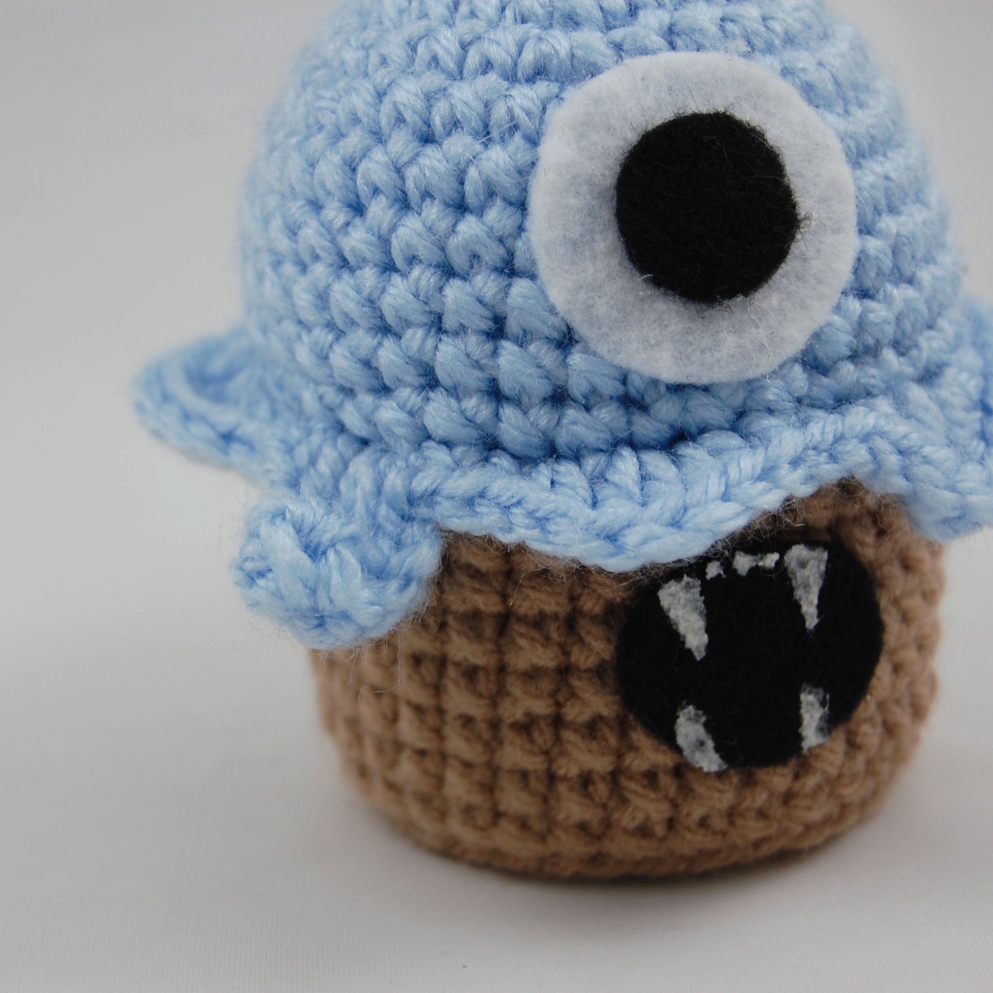 Cyclops Crochet Cupcake