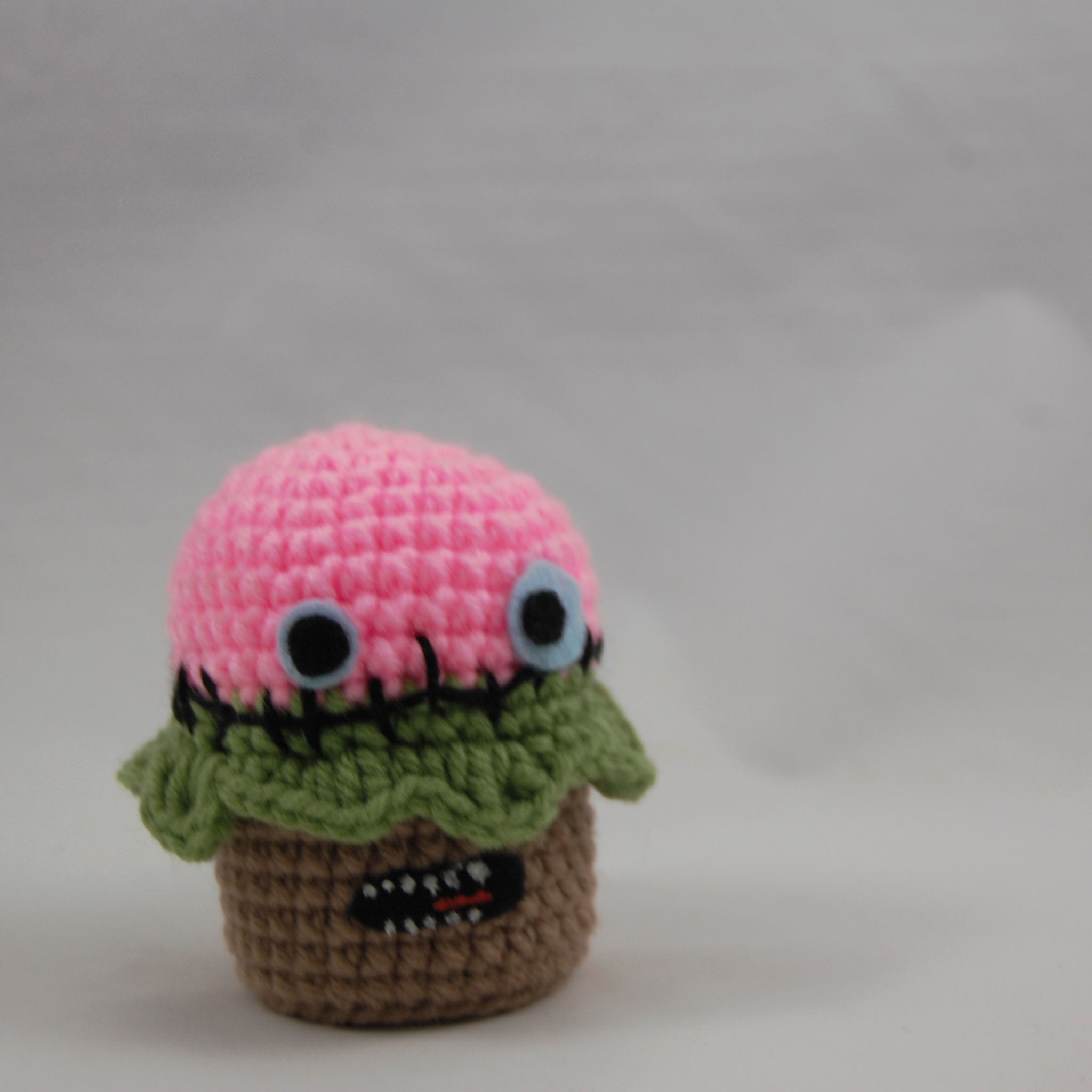 Frankenstreudel Berry Cupcake