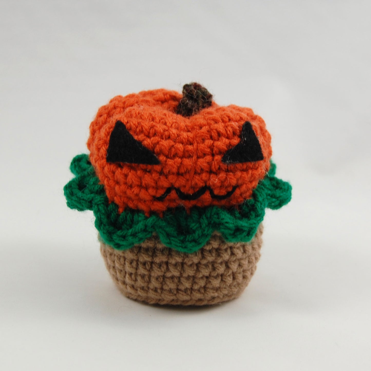 Jack-o'-lantern Crochet Cupcake