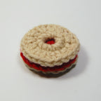 crocheted jammy dodger